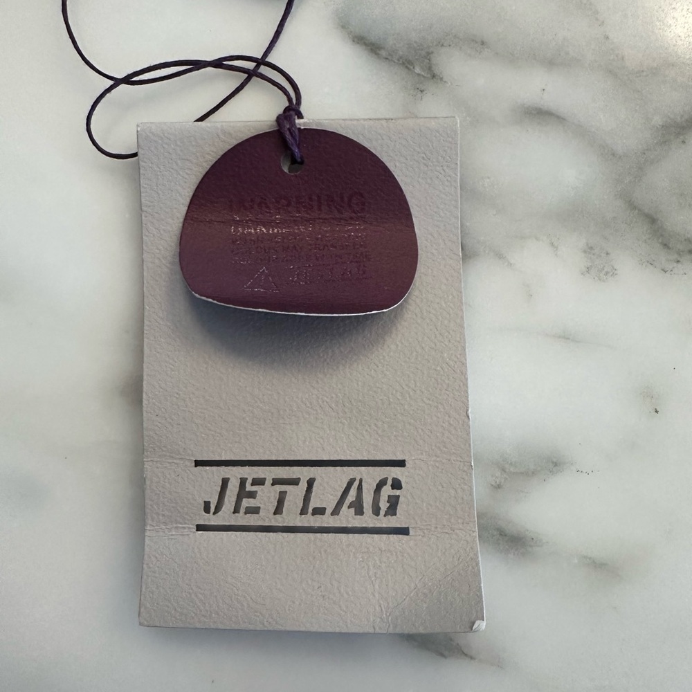 Jetlag Gray Leather Tag - Picture 2 of 5